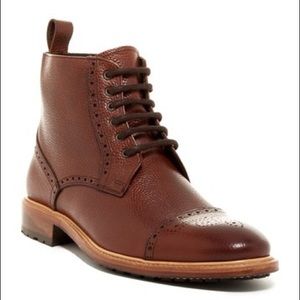 Like-new Crosby Square Dark Tan Cap Toe Boot